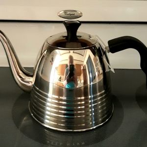 NEW TEA KETTLE STAINLESS STEEL 1 QT